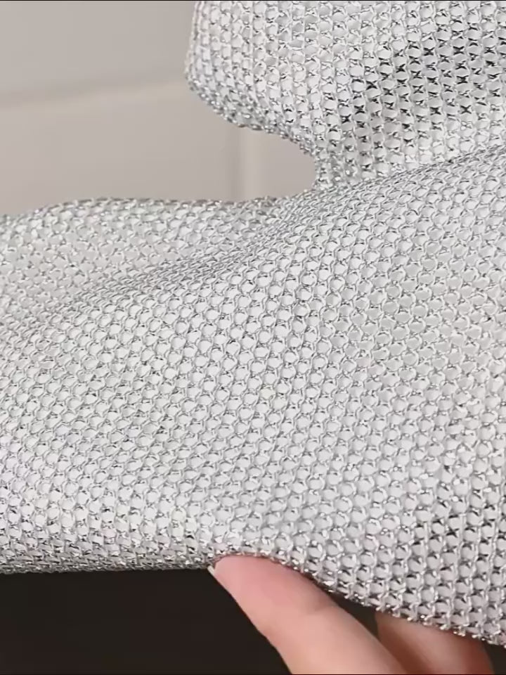 Heavy-Duty Wire Scrubber Dishwashing Mitts – Heat Resistant Steel Wire Cleaning Gloves for Pots, Pans, Grills, and Kitchen Tasks ( single )